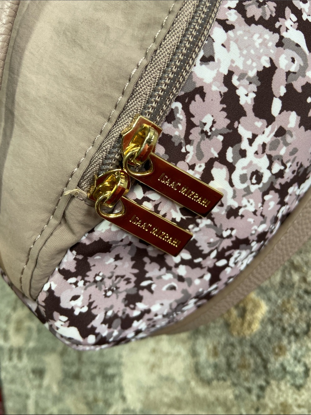 Isaac Mizrahi Mauve Plum Floral Drawstring Bucket Bag with Cardholder - Picture 4 of 13